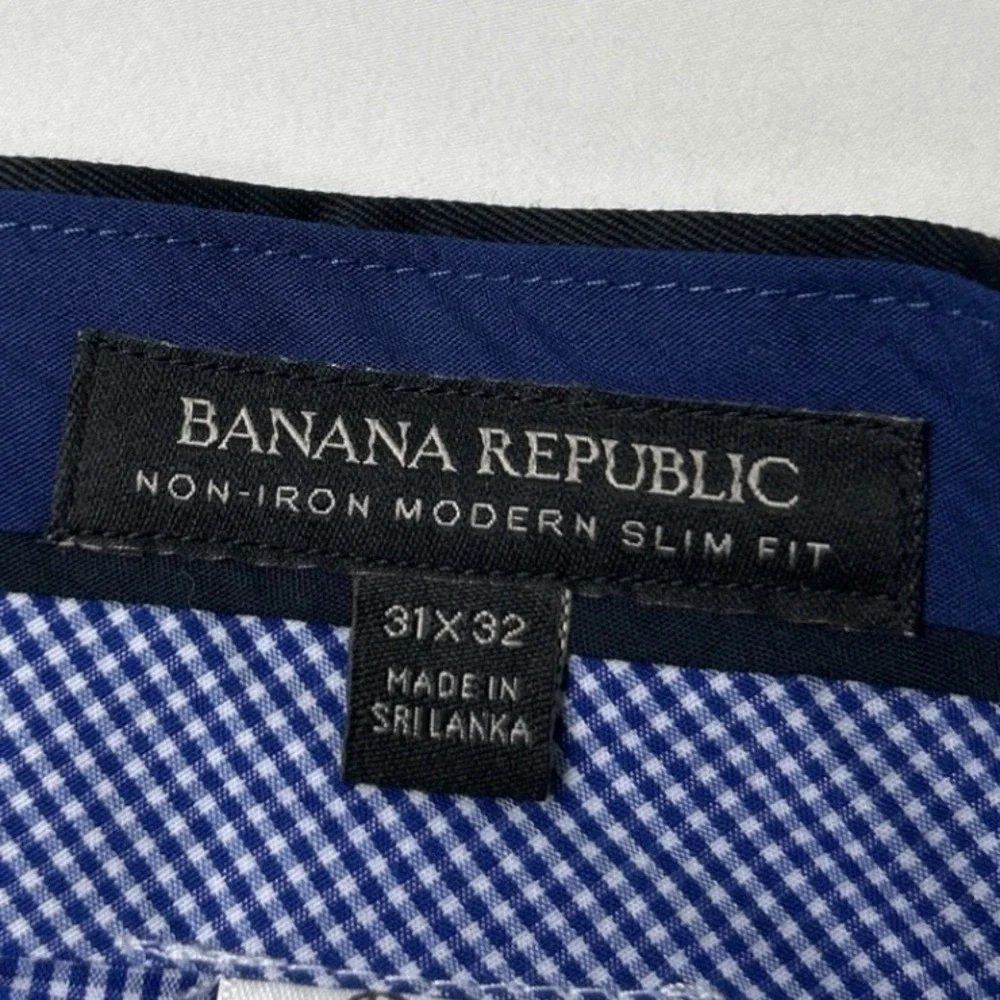 Banana Republic Mens Non-Iron Modern Slim Fit Chino Pants Size 31x32 Navy Blue